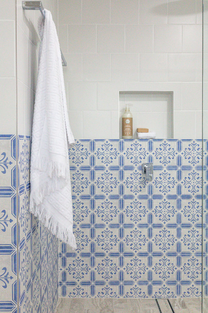 walk in shower in ensuite addition to main bedroom featuring blue and white painted del maiolica tiles in Goonellabah NSW 2480